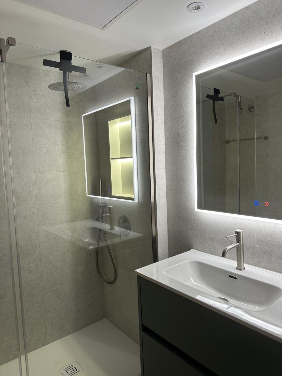 REFORMA BAÑO HERNAN CORTES